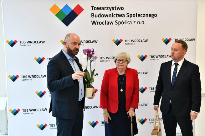 TBS Wrocław Sp. z o.o. przekazał miastu 57 nowych mieszkań dla seniorów  na Nowych Żernikach