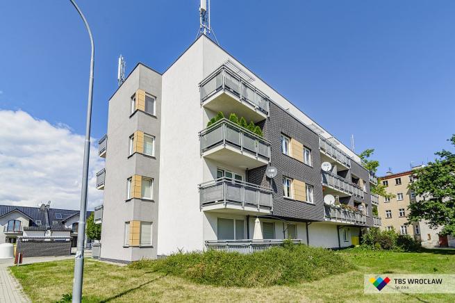 Zachęcamy mieszkańców do korzystania z oferty lokalnych sklepów na osiedlu TBS w Leśnicy