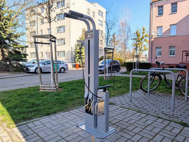 Osiedlowe stacje naprawy rowerów TBS Wrocław wróciły po przerwie zimowej